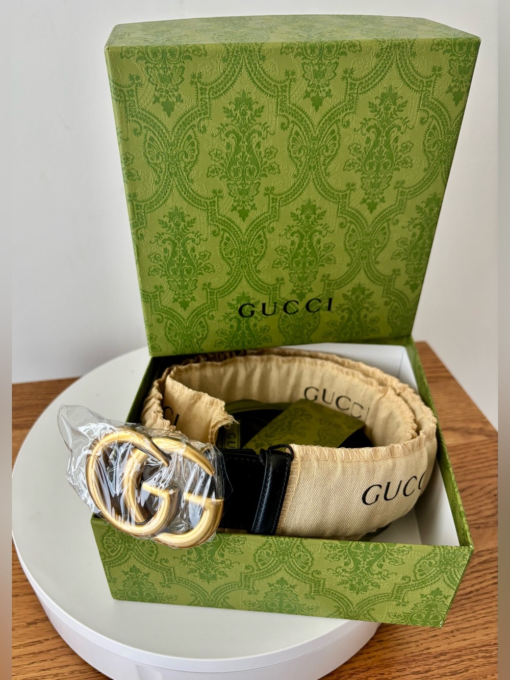 GUCCI Black Leather Gold GG Belt Marmot Wide NIB Size 80 32